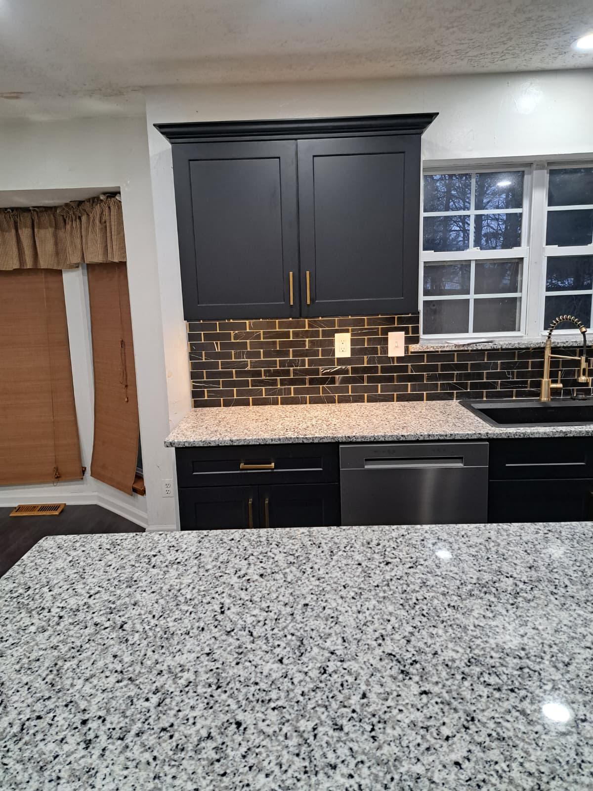 Dark Shaker Kitchen Remodel - Thumbnail 3